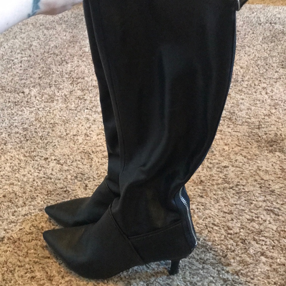 Tall pointed toe boots!